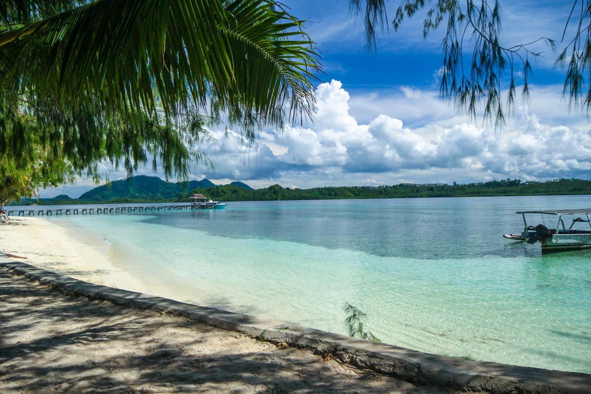 Bolilanga Island Resort - Togean Island Angkayo Esterno foto