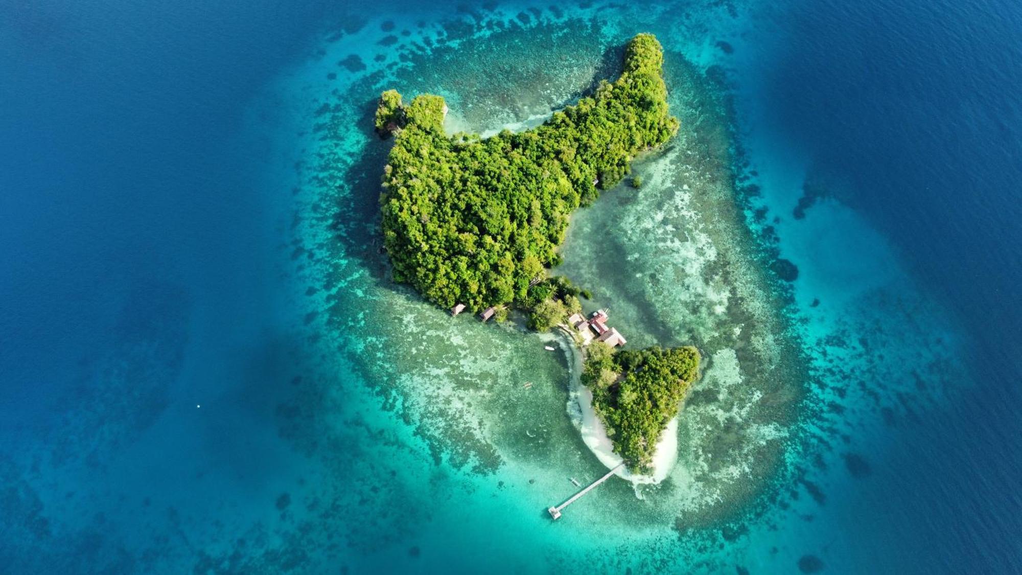 Bolilanga Island Resort - Togean Island Angkayo Esterno foto